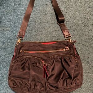 Korvara black shoulder bag